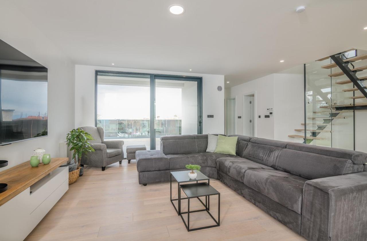 Luxury Villa Weiss - Malinska - Heated Pool - Central Floor Heating In Winter ภายนอก รูปภาพ